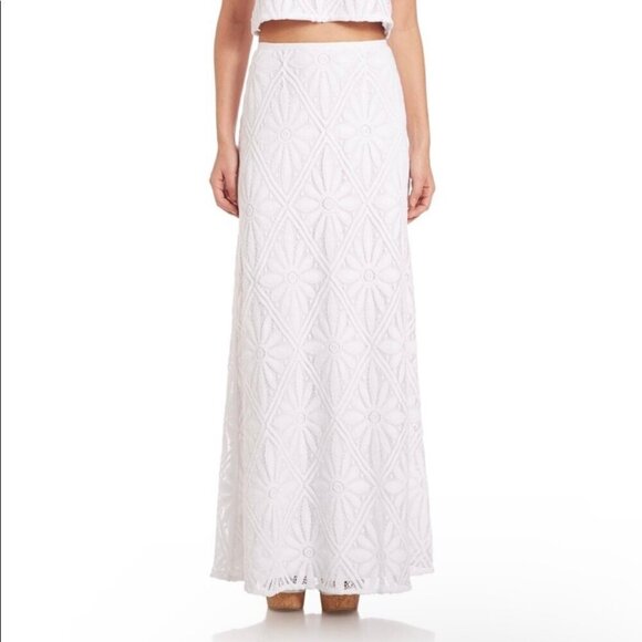 Lilly Pulitzer Dresses & Skirts - Lilly Pulitzer white lace maxi skirt 0